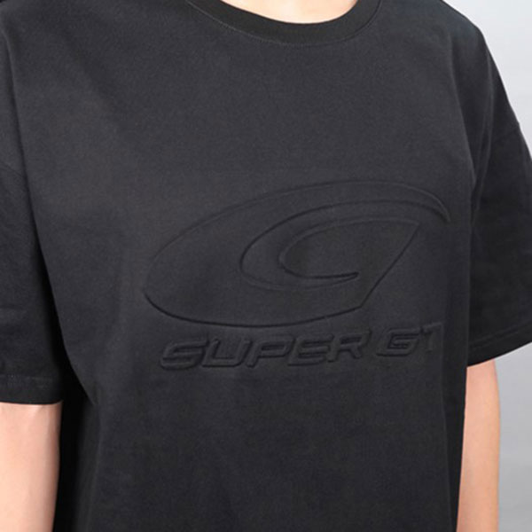 SUPER GT エンボスロゴ Tシャツ（ブラック/Mサイズ）