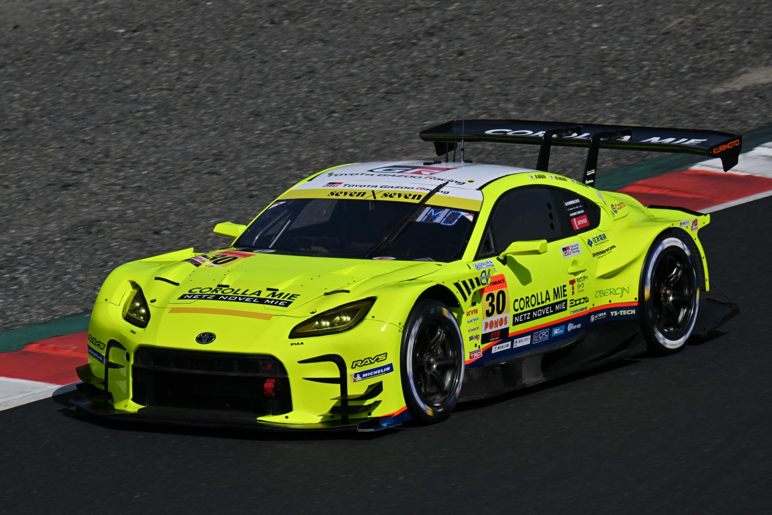 【予約受付】2025 No.30 apr GR86 GT  /  apr